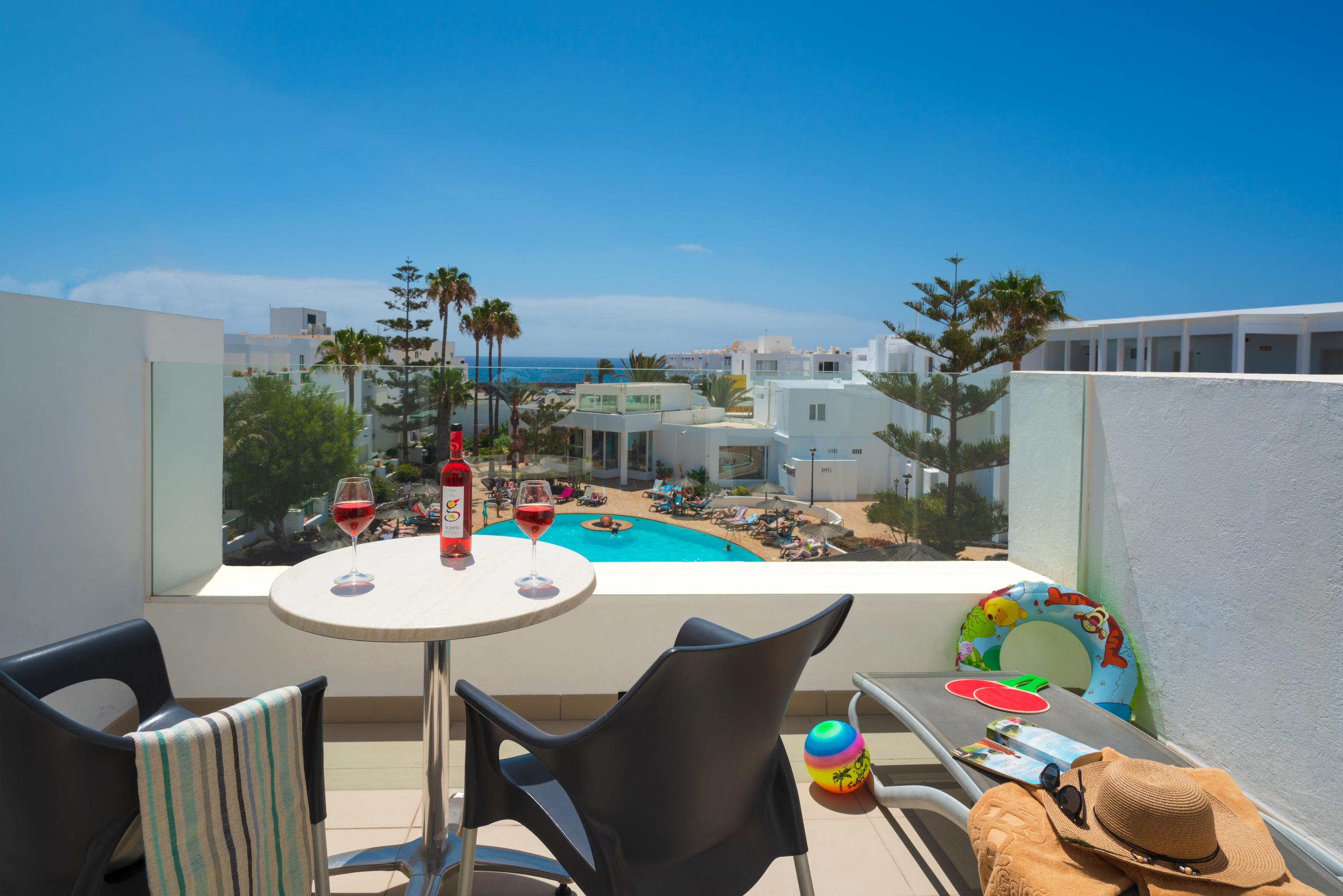Apartamentos Galeon Playa Costa Teguise Exterior foto