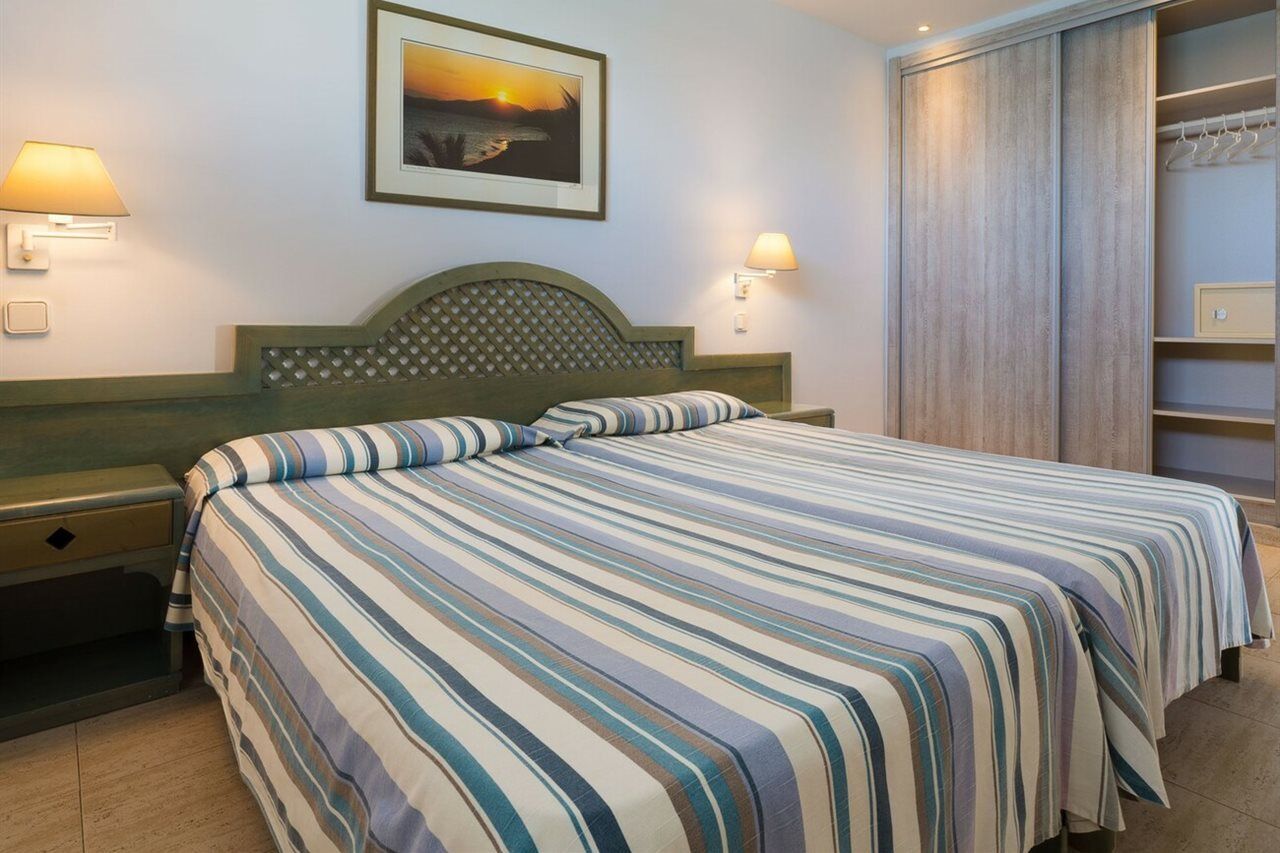 Apartamentos Galeon Playa Costa Teguise Exterior foto